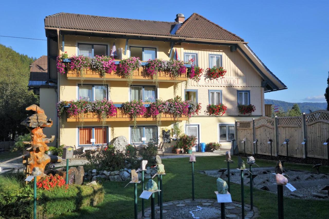 Edelsteinhotel Guniwirt Krakaudorf Exterior foto