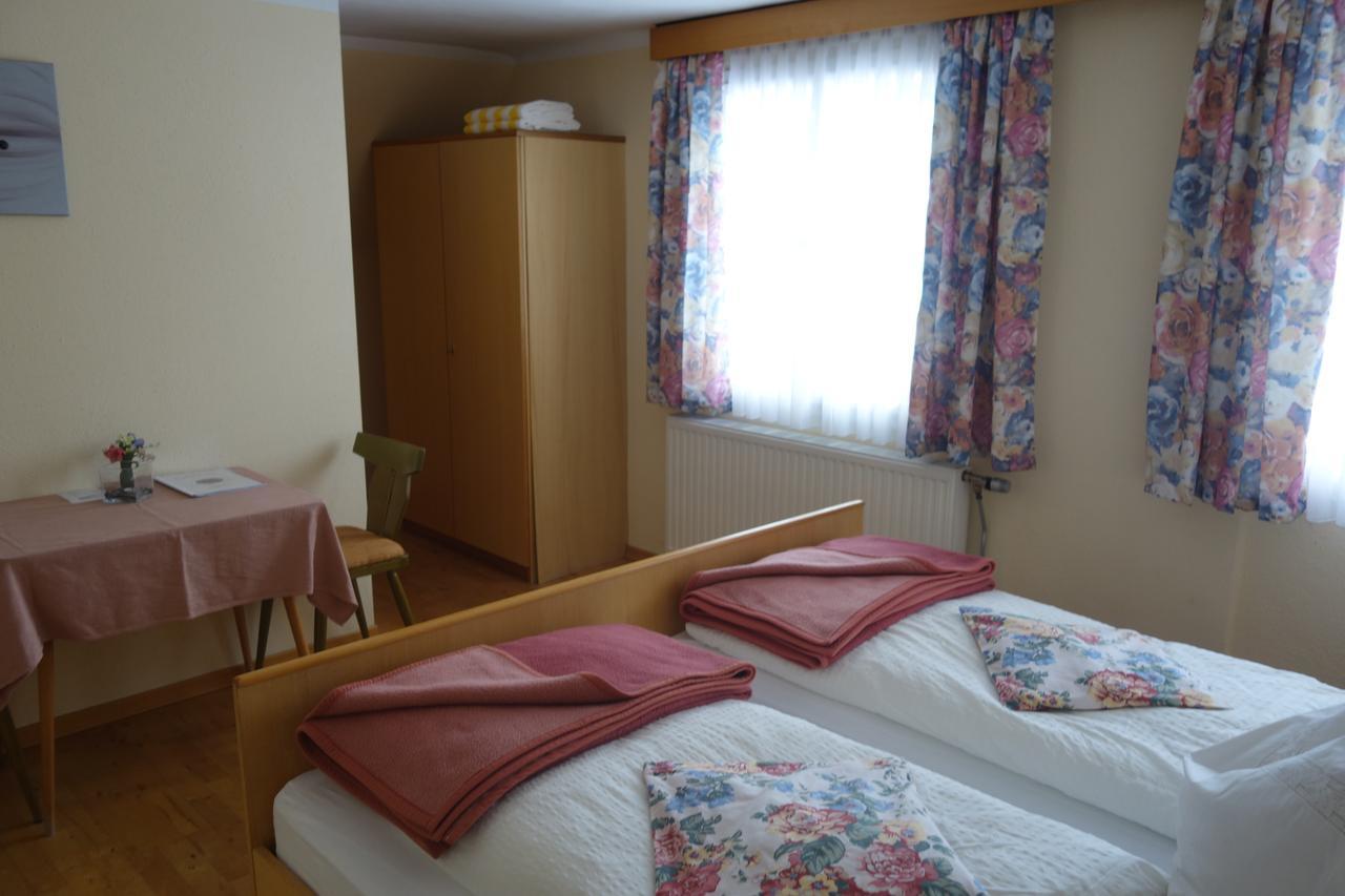 Edelsteinhotel Guniwirt Krakaudorf Quarto foto